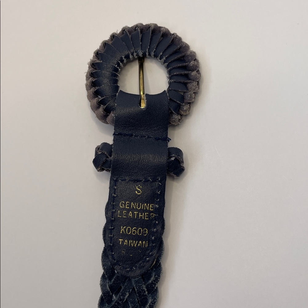 Vintage 1980’s Braided Leather Waist Belt - Navy.  36” - Picture 2 of 4